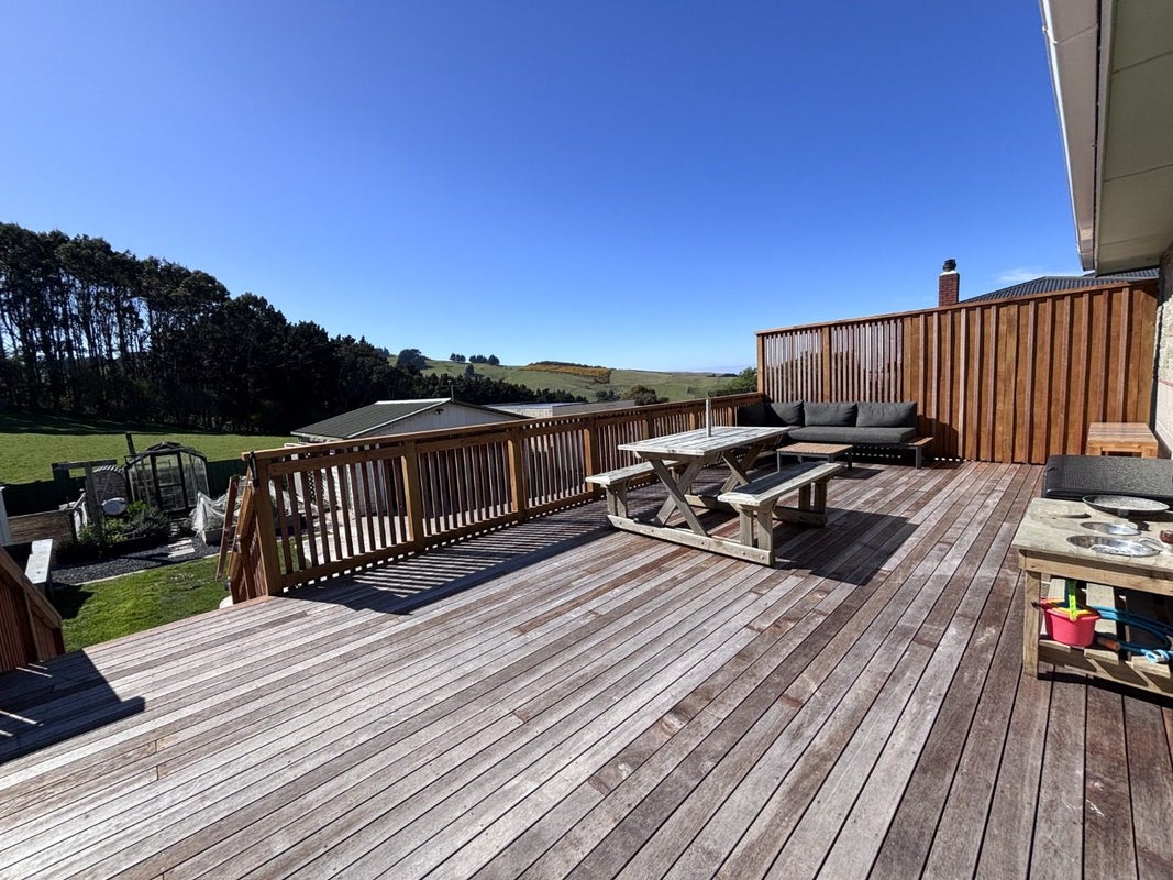 200 Highcliff Road, Shiel Hill, Dunedin - Carousel 1