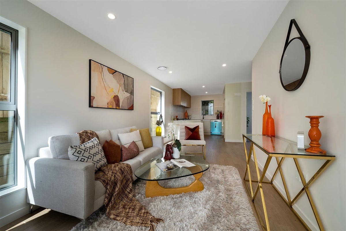 240E Whitney Street, Blockhouse Bay, Auckland - Carousel 2