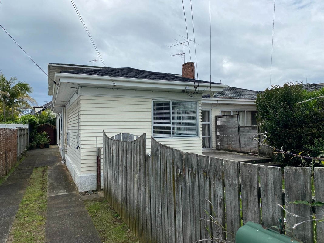 37B Patteson Avenue, Mission Bay, Auckland - Carousel 20