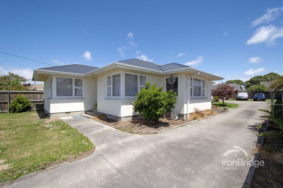 167 Gayhurst Road, Dallington, Christchurch - Carousel 1