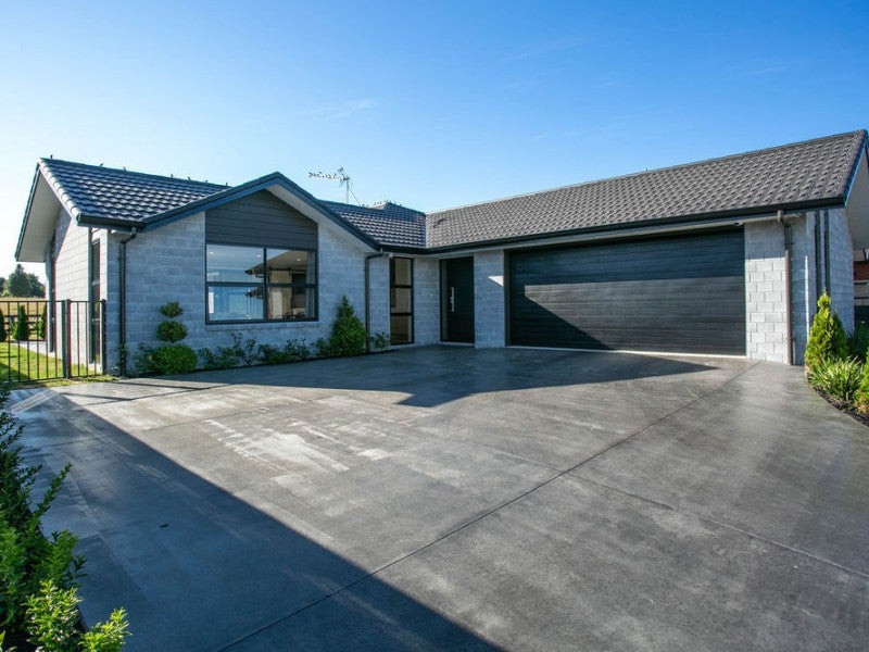 3 Jarrett Terrace, Leamington, Cambridge - Carousel 1