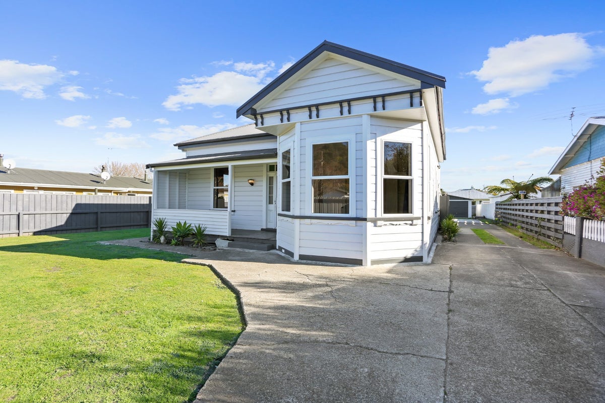 174 Ormond Road, Mangapapa, Gisborne - Carousel 1