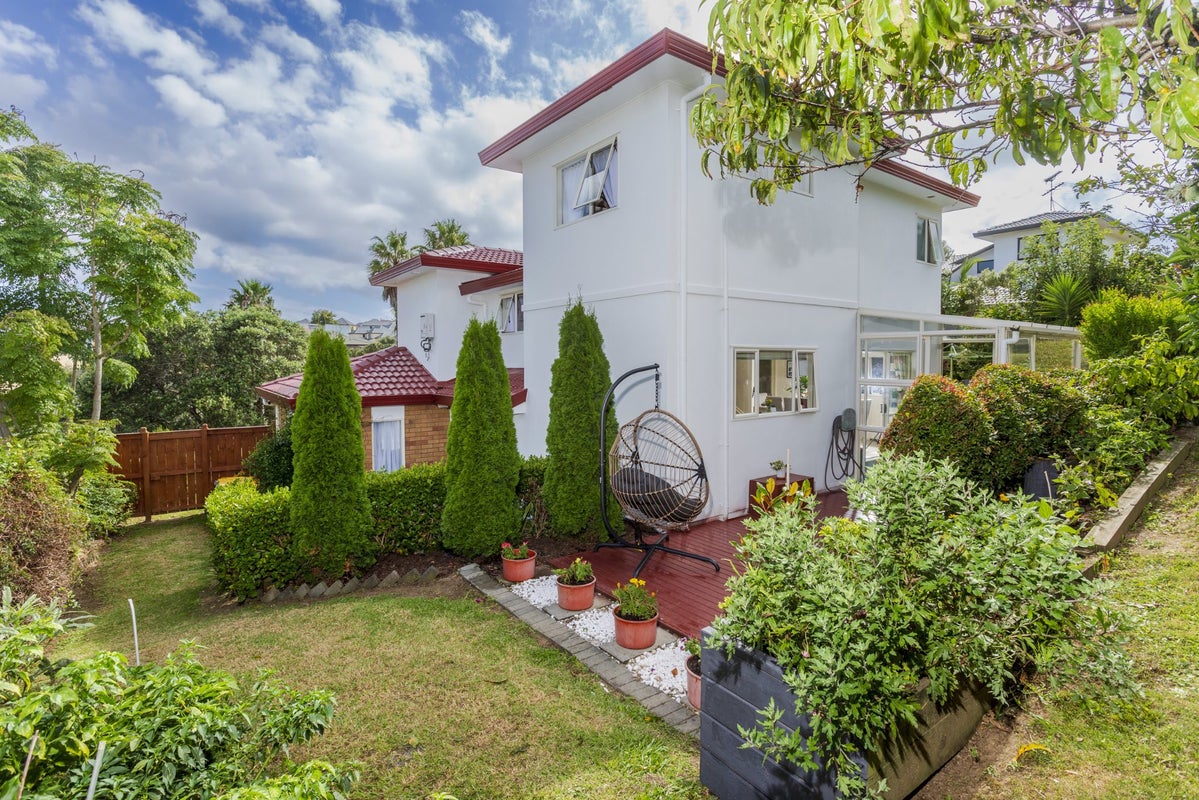 21 Crimson Park, Oteha, Auckland - Carousel 20