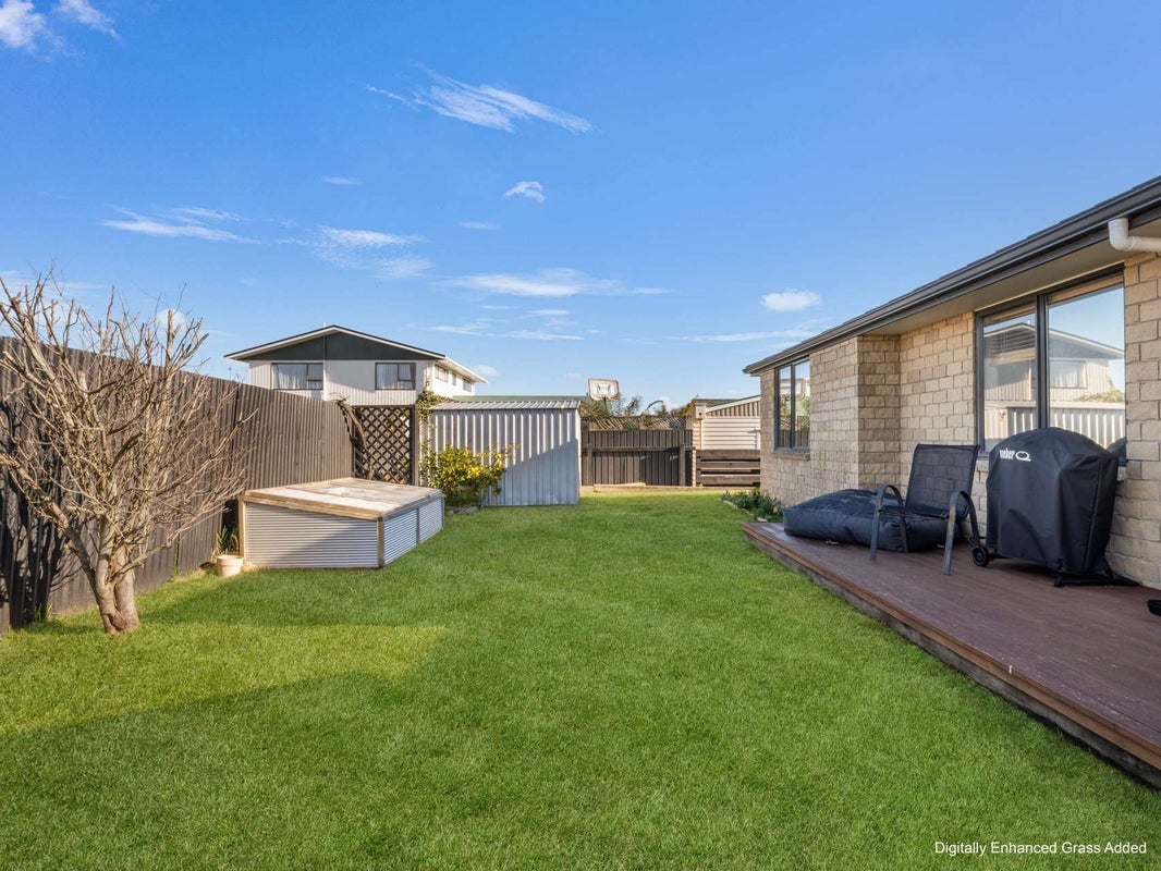 61A Surrey Road, Springvale, Whanganui - Carousel 24