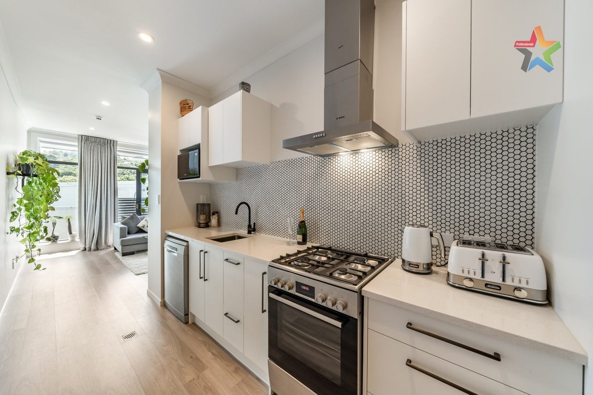 223A High street, Lower Hutt, Wellington - Carousel 1