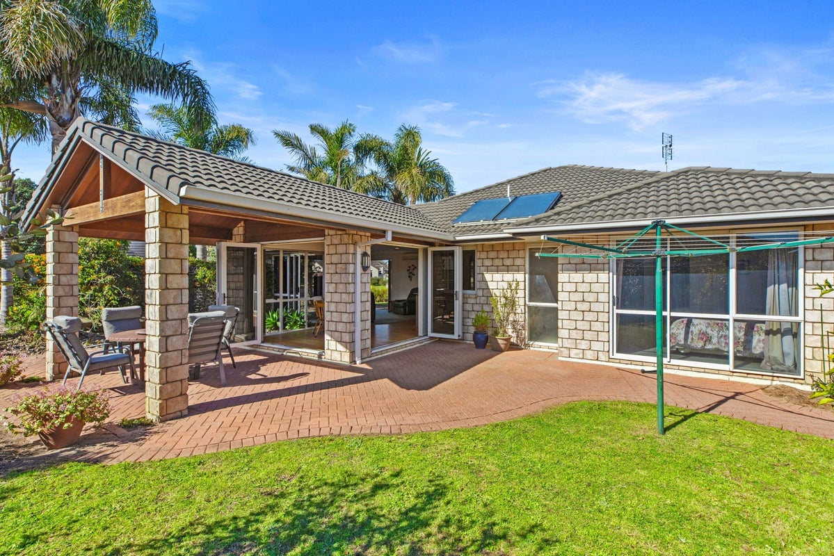 1 Monticello Key, Papamoa, Tauranga, Bay Of Plenty - Carousel 2