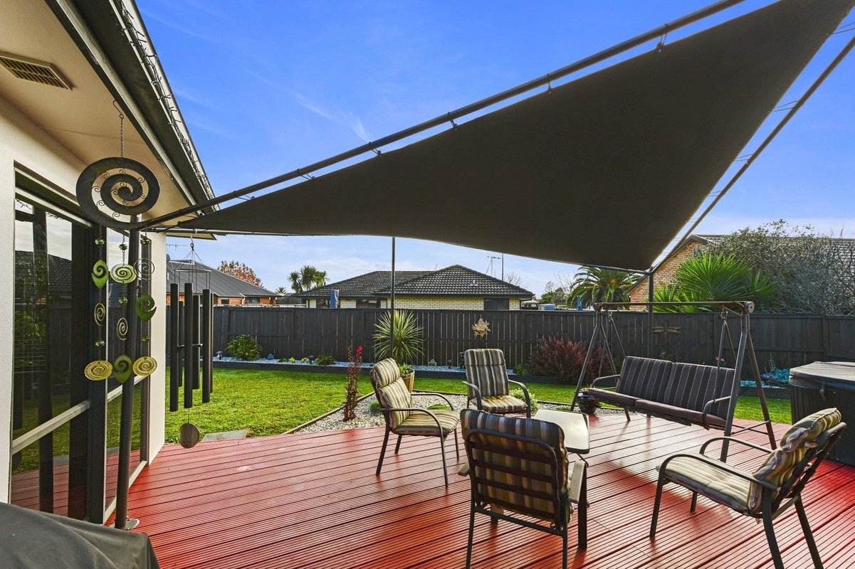 3 Kingsbury Court, Rototuna North, Hamilton - Carousel 2