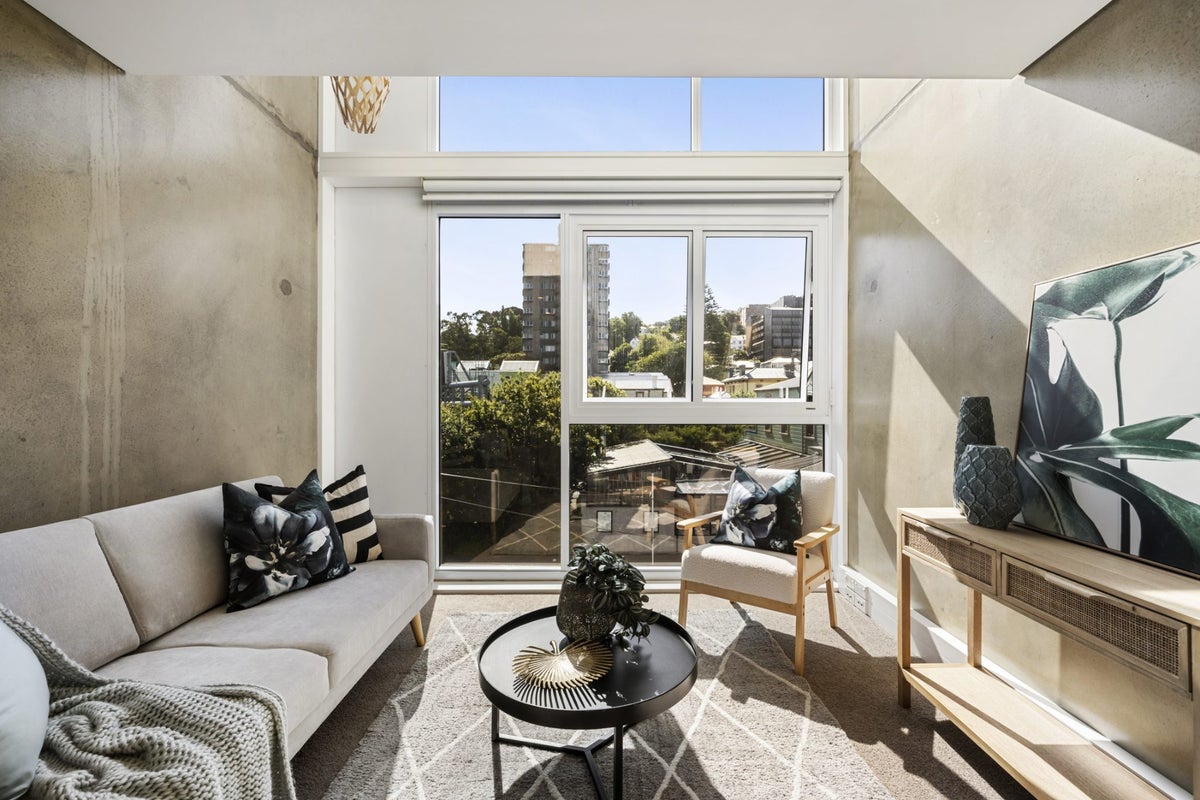 8/307 Willis Street, Te Aro, Wellington - Carousel 2