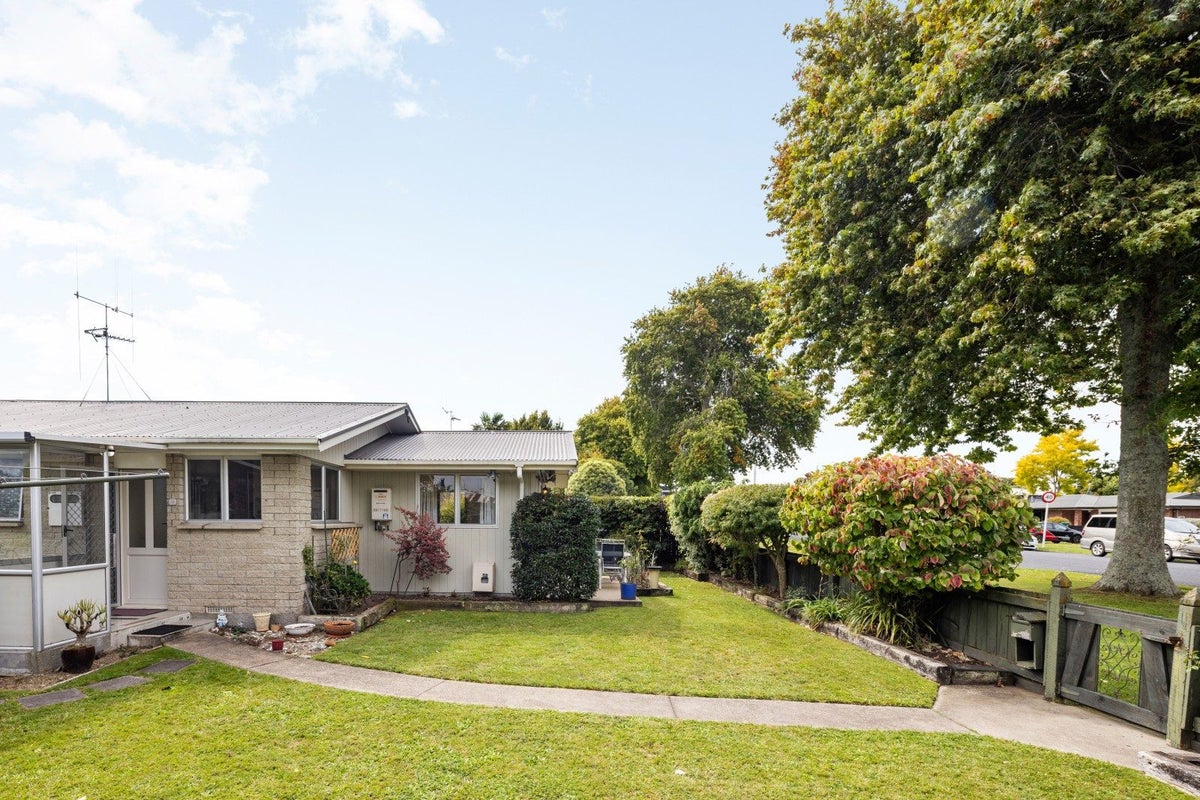 105 Burns Street, Leamington, Cambridge - Carousel 2