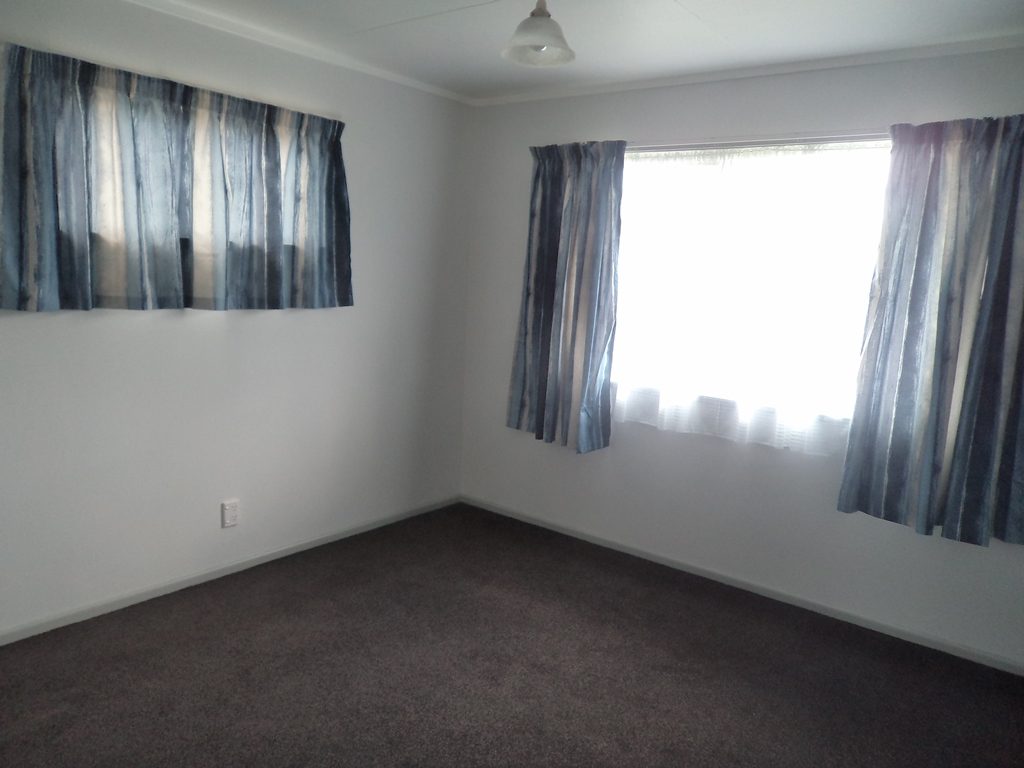 1/8 Holloway Place, Forest Lake, Hamilton - Carousel 10