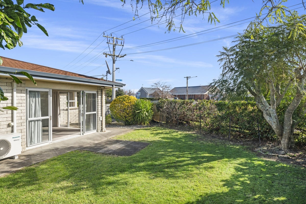 2 Brookfield Terrace, Brookfield, Tauranga - Carousel 1