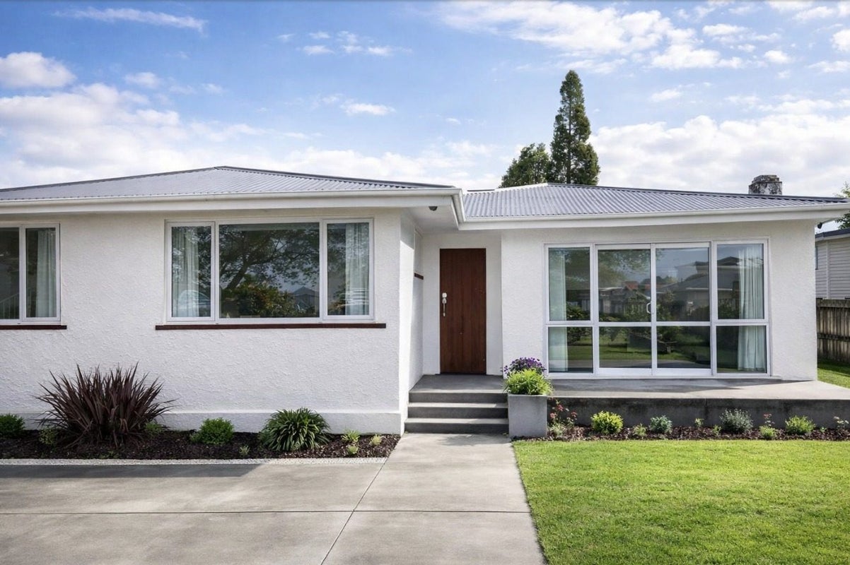 58 Storey Avenue, Forest Lake, Hamilton - Carousel 1