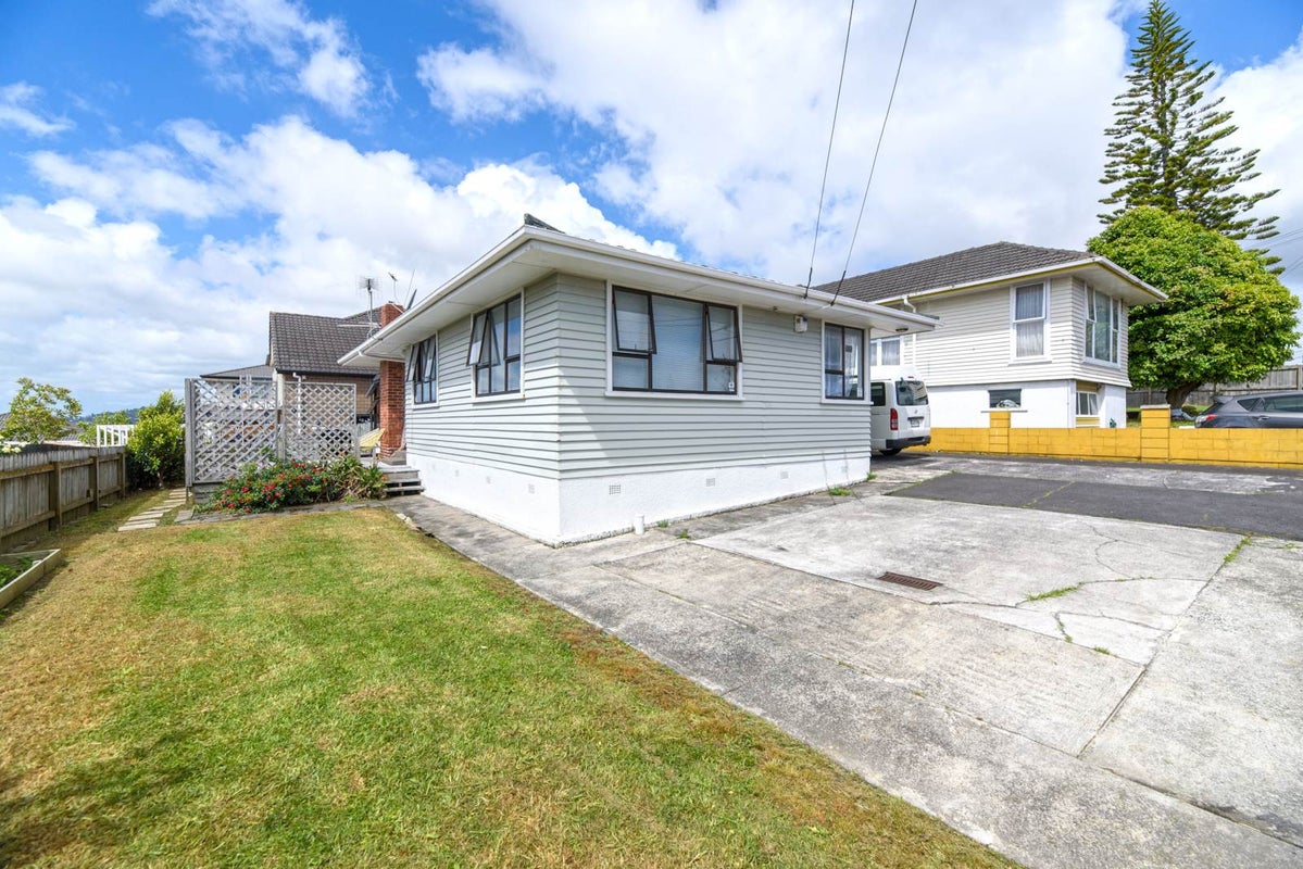 348A Richardson Road, Wesley, Auckland - Carousel 1