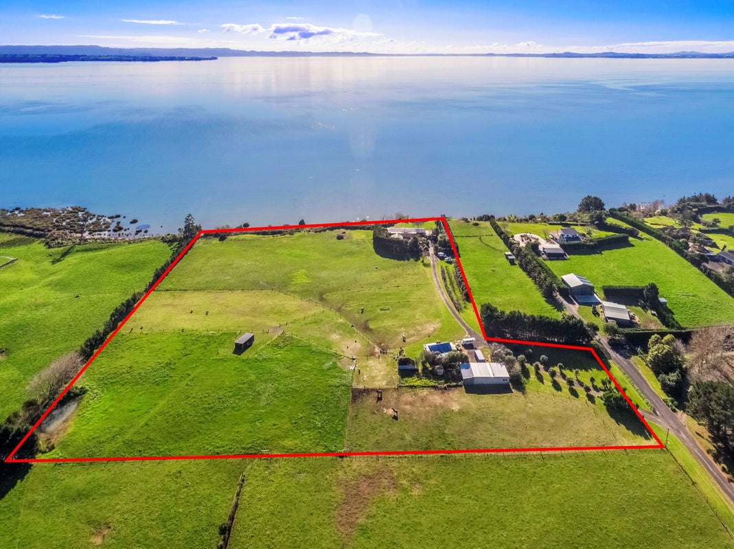 43 Farley Road, Pukekohe - Carousel 1