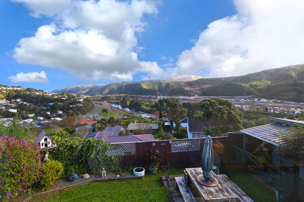 26 Lord Street, Stokes Valley, Lower Hutt - Carousel 1