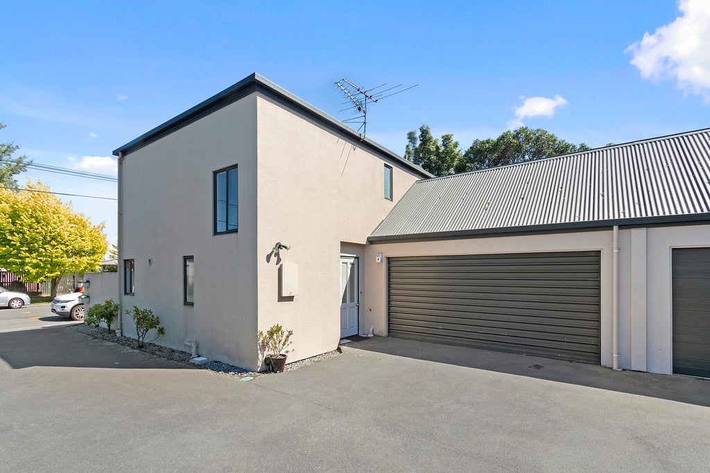 64A Champion Street, Edgeware, Christchurch - Carousel 2