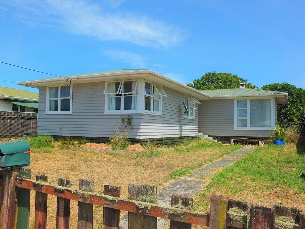 4 Taraire Crescent, Otangarei, Whangarei - Carousel 1