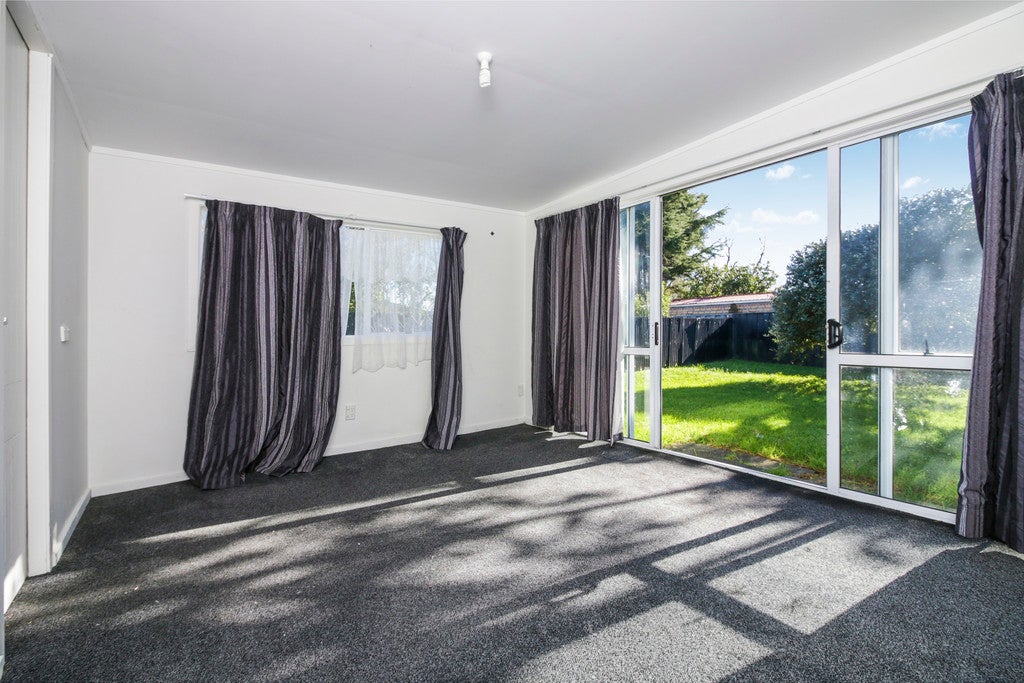 2/31 Tennessee Avenue, Mangere East, Auckland - Carousel 11