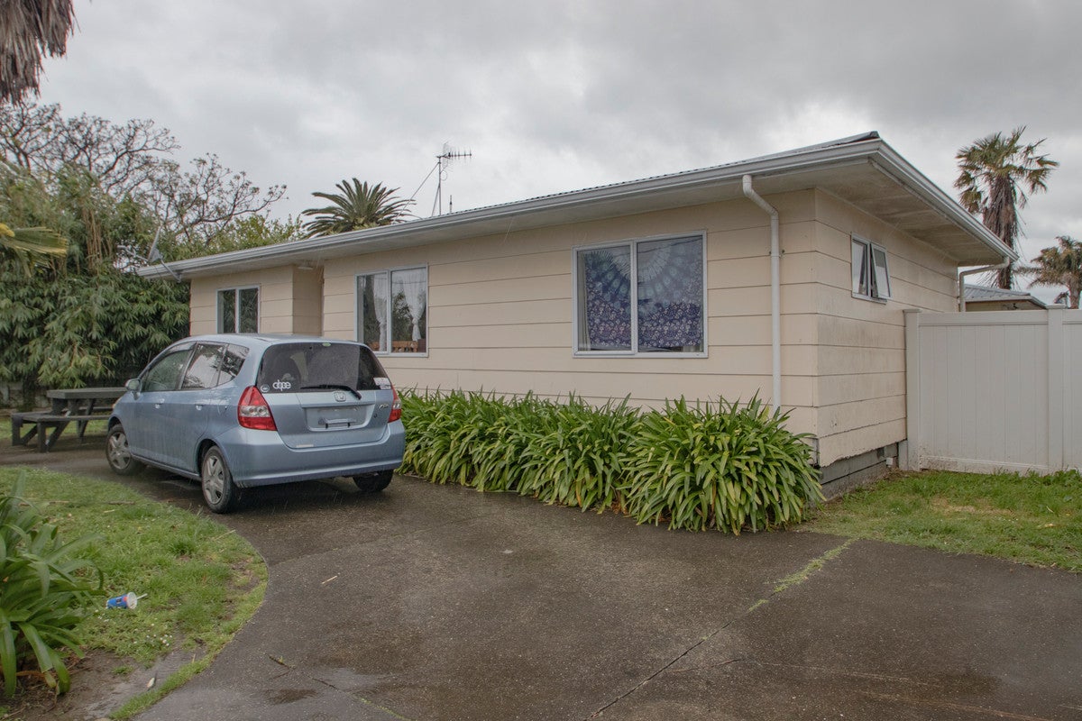 1/66 BLEDISLOE RD, MARAENUI, NAPIER - Carousel 1
