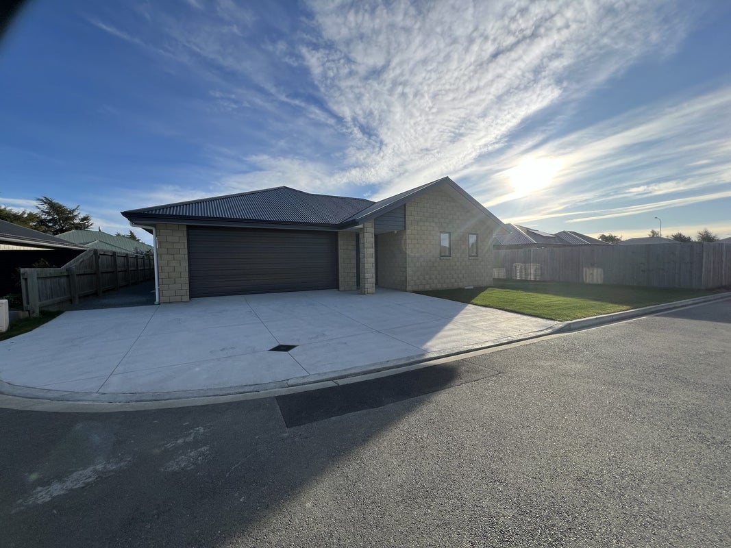 20 Geoff Geering Drive, Netherby, Ashburton - Carousel 2