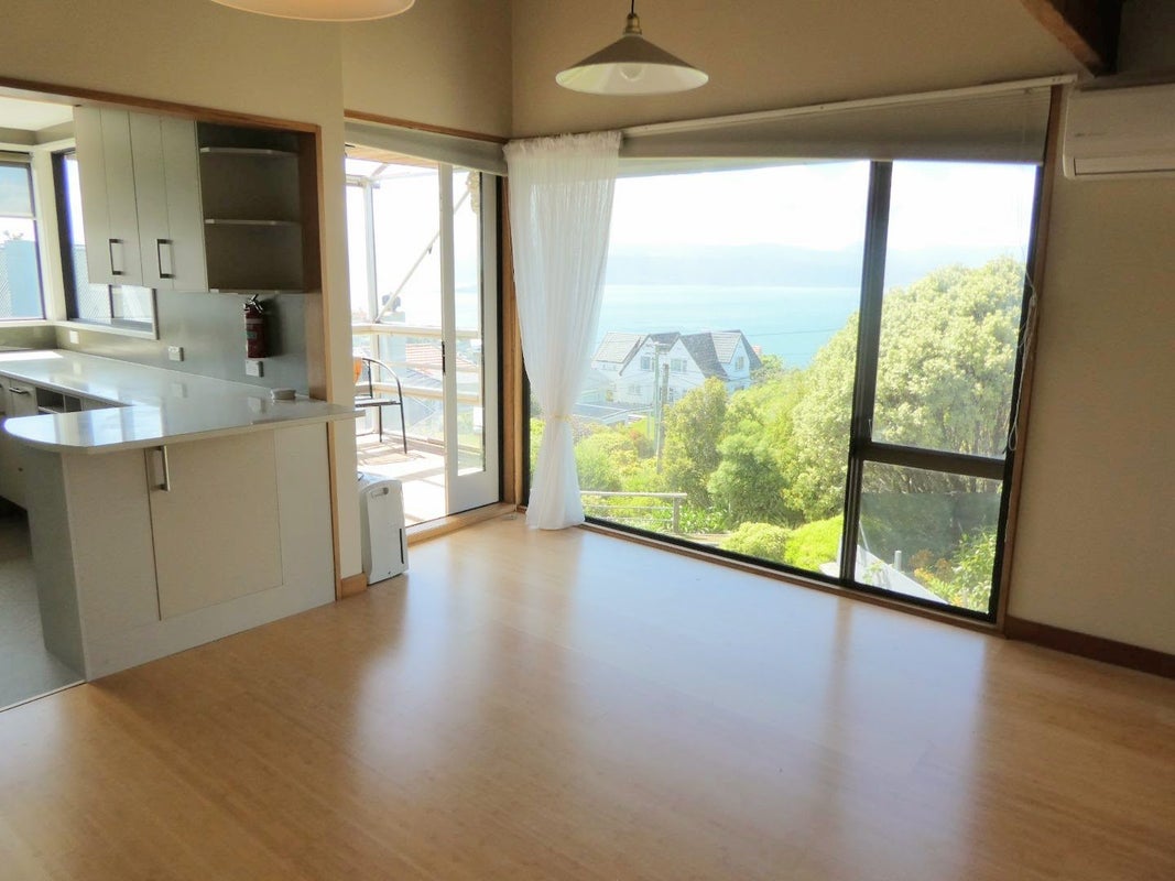 11A Amritsar Street, Khandallah, Wellington - Carousel 2