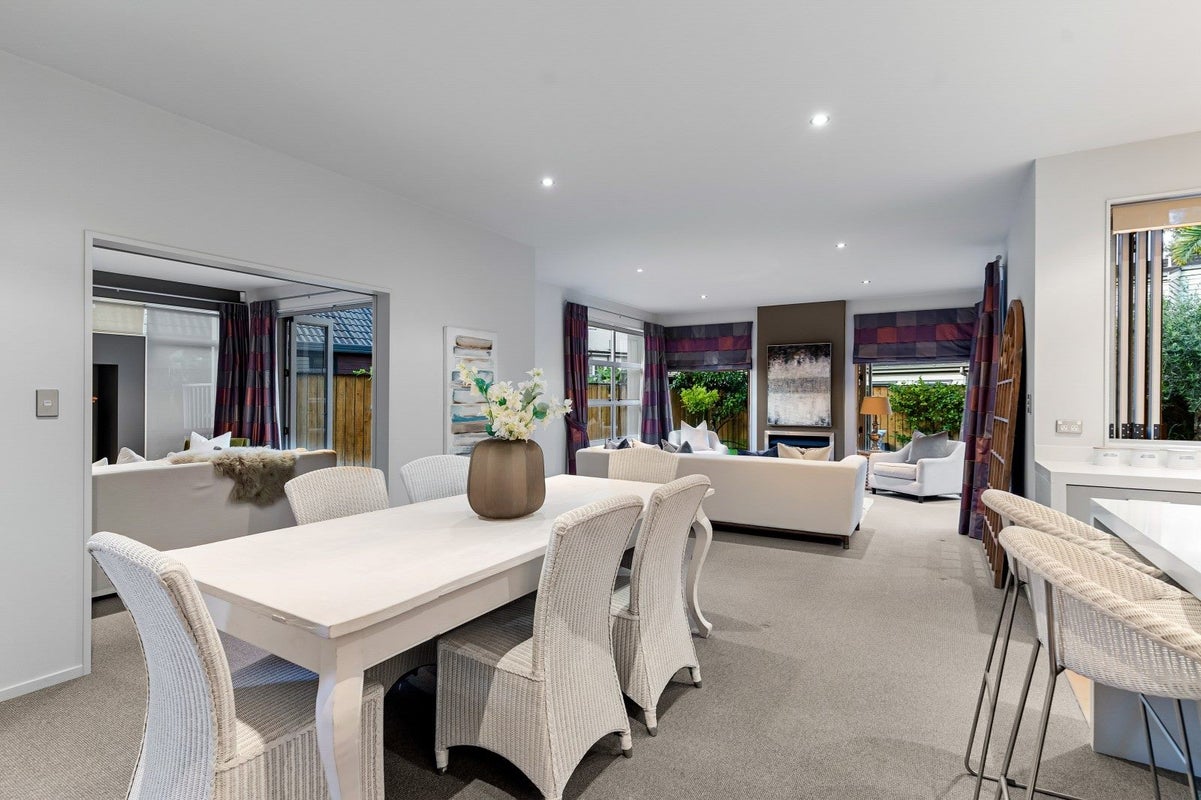 2B Cornwall Park Avenue, Epsom, Auckland - Carousel 2