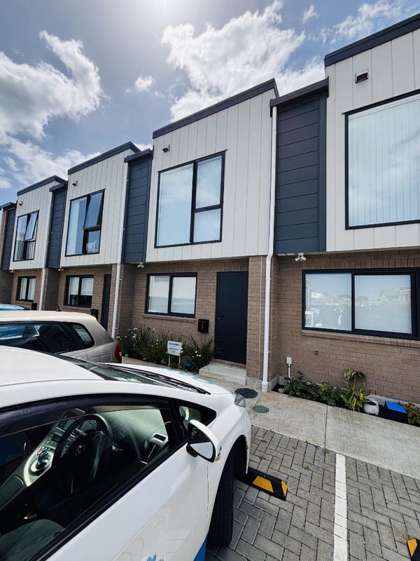 8 Tima Lane, Mangere Bridge, Auckland - Carousel 2