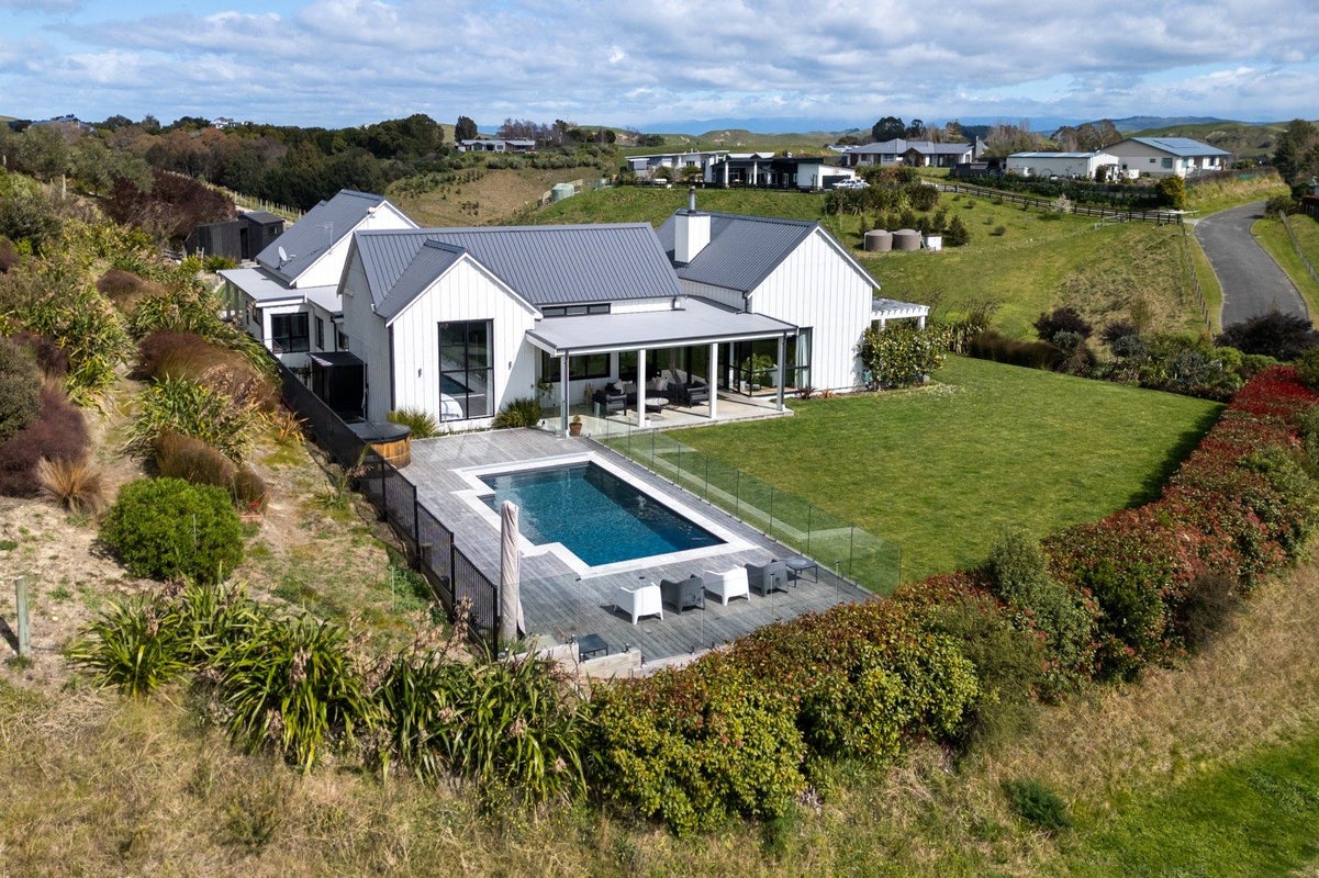 20 Quarry Ridge, Poraiti, Napier - Carousel 29