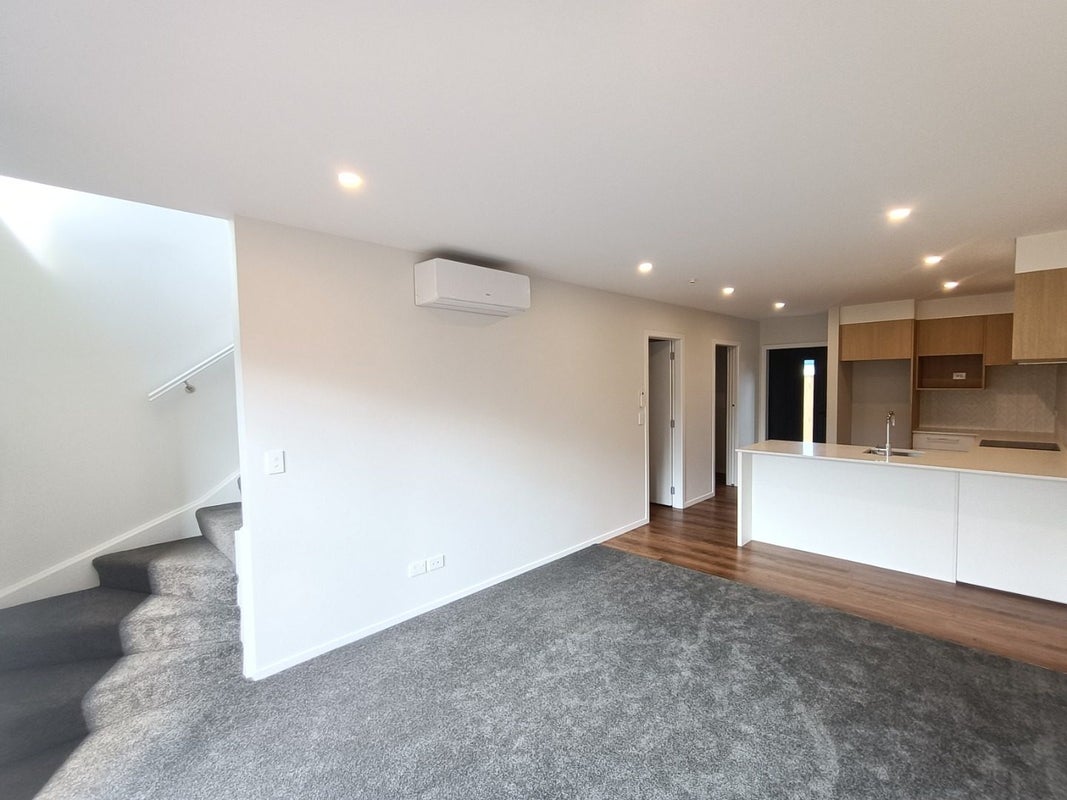 10/58 Walters Street, Avalon, Lower Hutt - Carousel 1