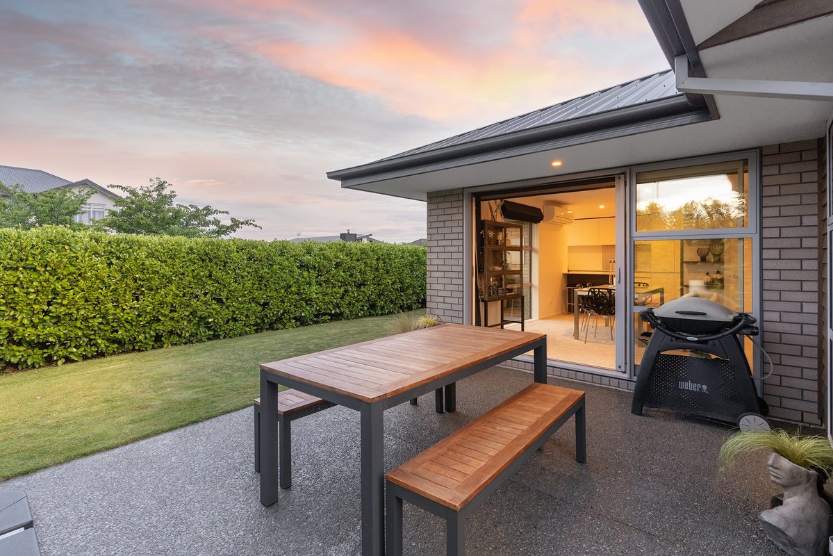 3 Phelan Place, Aidanfield, Christchurch - Carousel 2