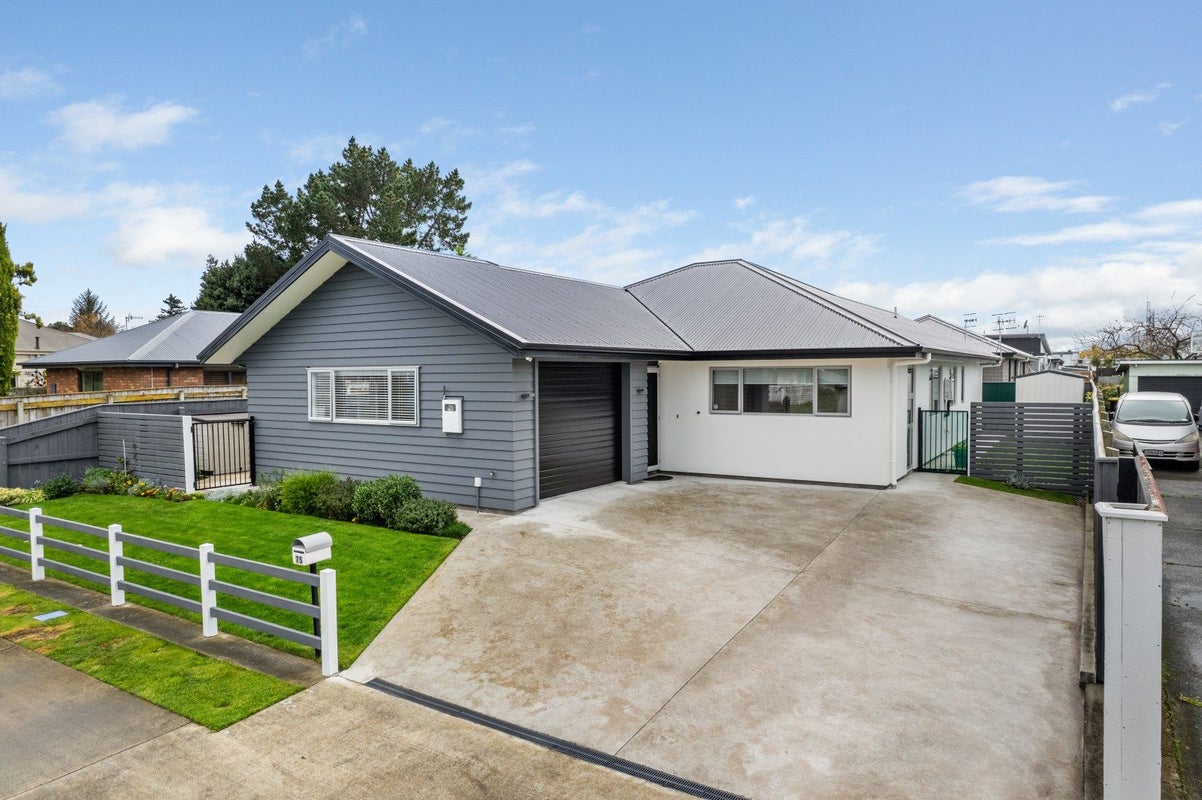 75 Denbigh Street, Feilding, Feilding - Carousel 2