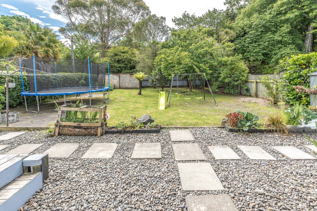 22 Paterson Street, Aramoho, Whanganui - Carousel 1