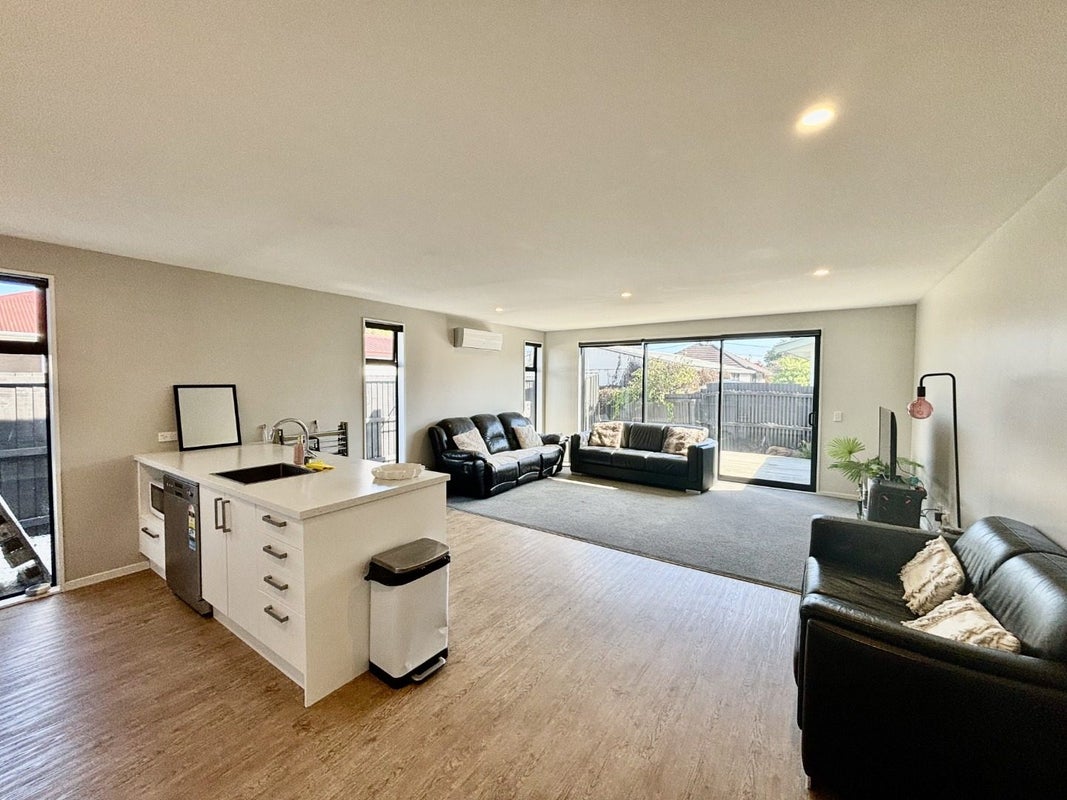 5/61 Marshland Road, Shirley, Christchurch - Carousel 2