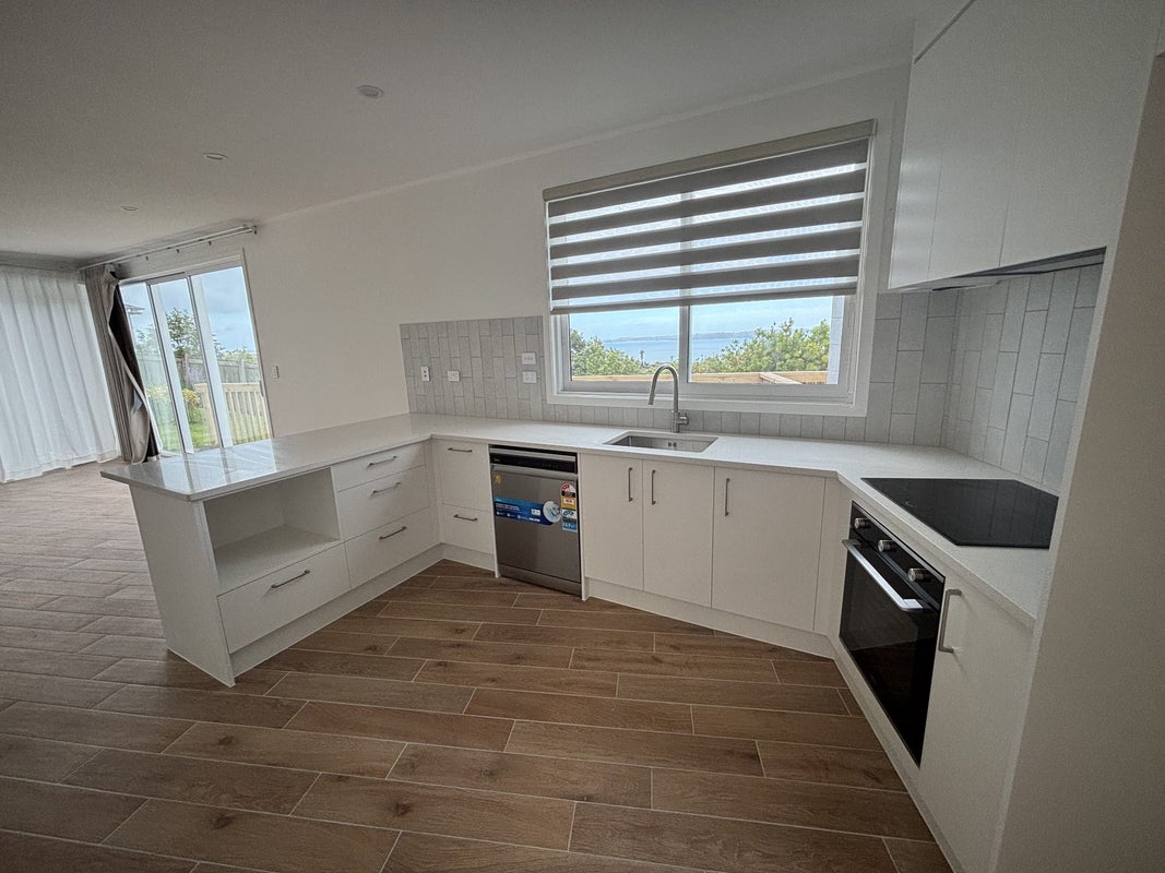 15 Maraetai Heights Road, Maraetai, Auckland - Carousel 1