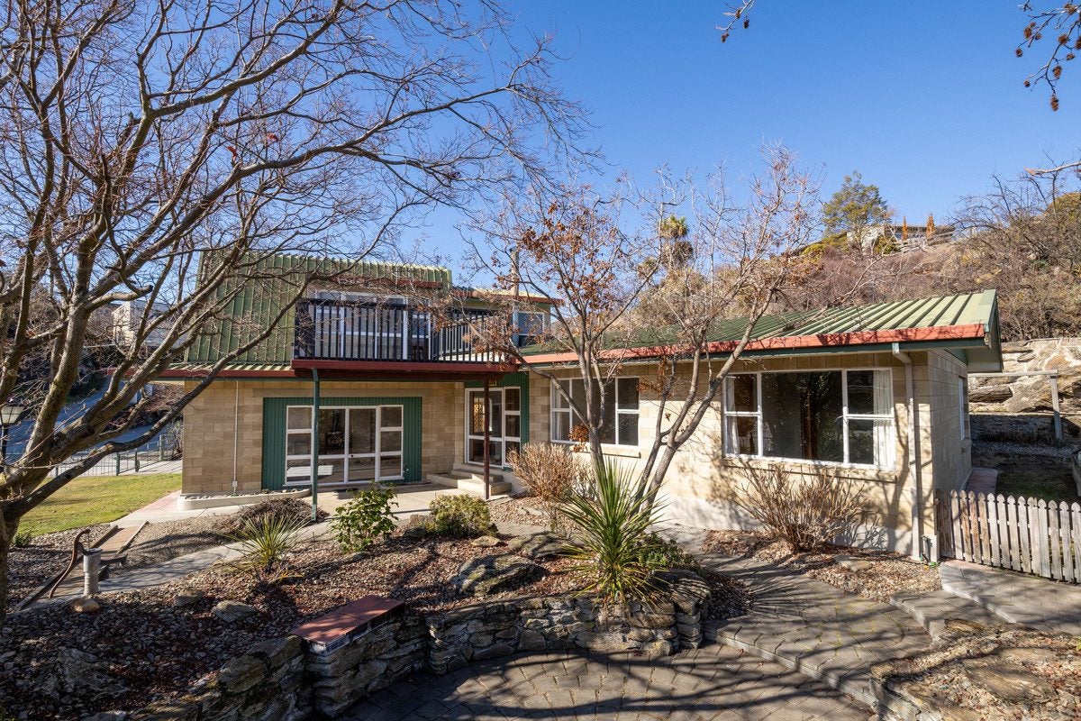 6 Coulson Place, Alexandra, Alexandra - Carousel 1