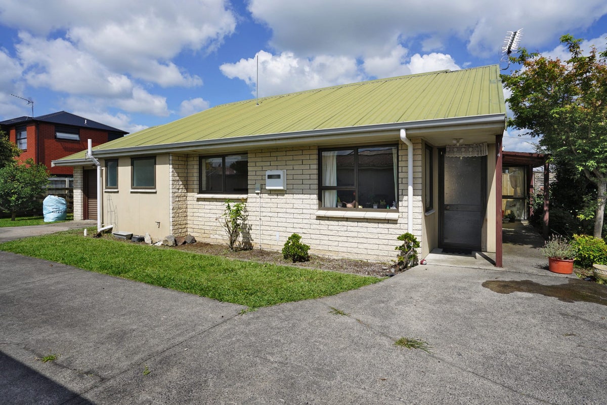 38A McCracken Avenue, Hillcrest, Hamilton - Carousel 1