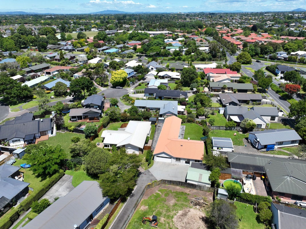 121 Endeavour Avenue, Flagstaff, Hamilton - Carousel 22