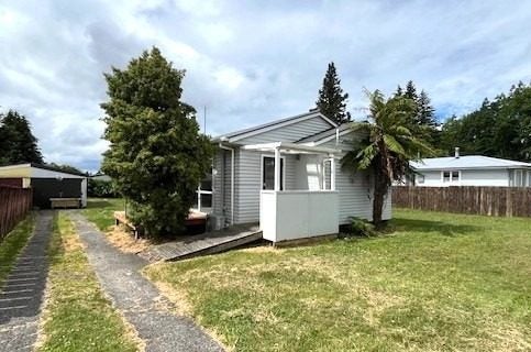 6 Puataata Road, Turangi - Carousel 1