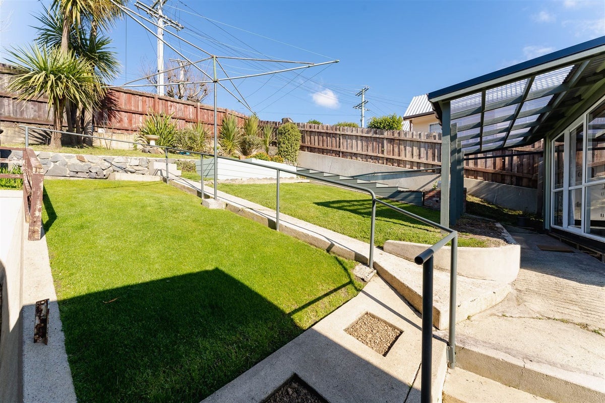 42 Cole Street, Caversham, Dunedin - Carousel 31