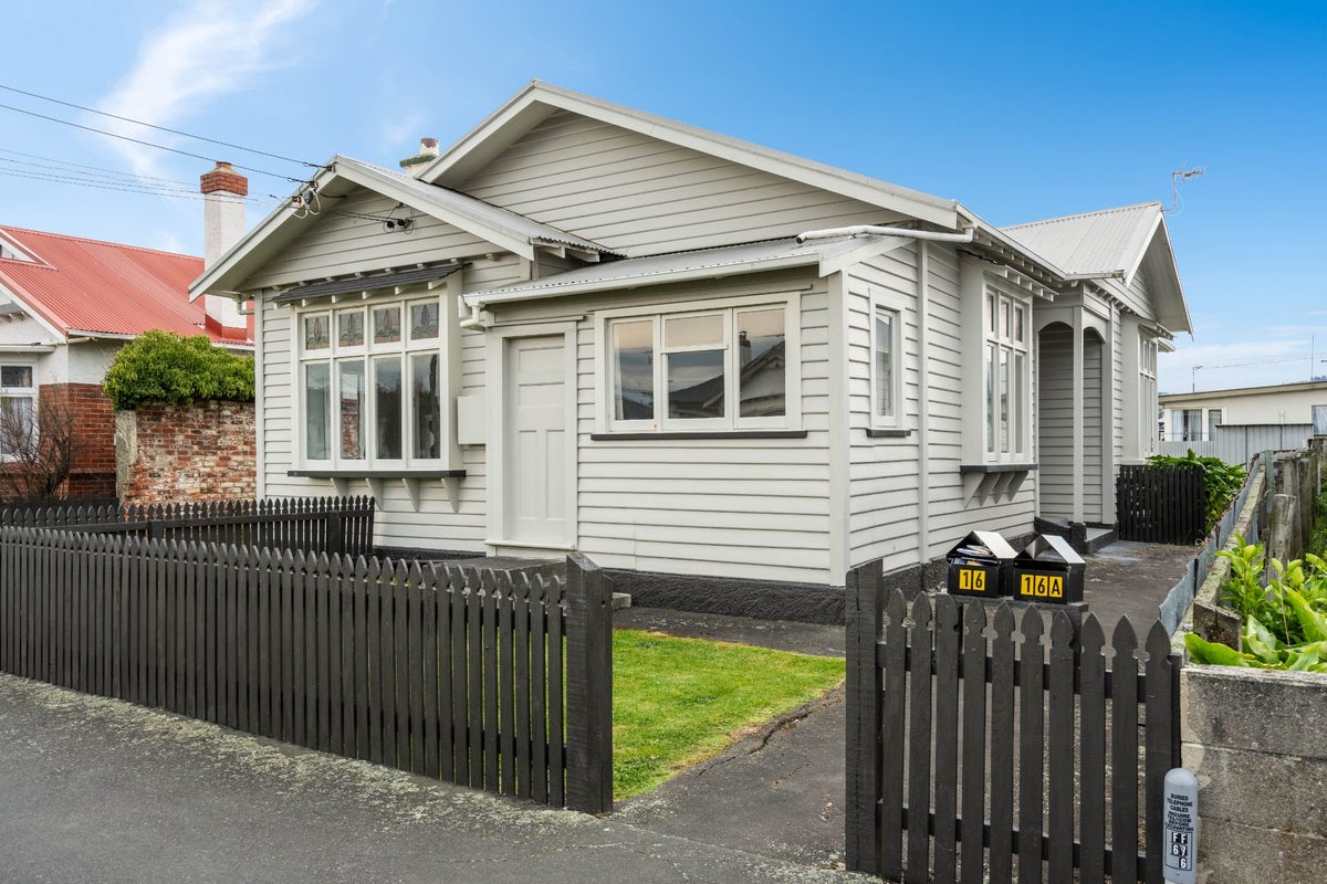16 Douglas Street, Saint Kilda, Dunedin - Carousel 2