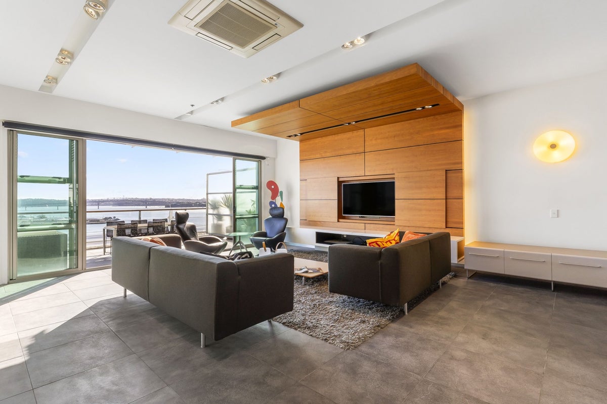 63/143 Quay Street, Auckland Central, Auckland - Carousel 2