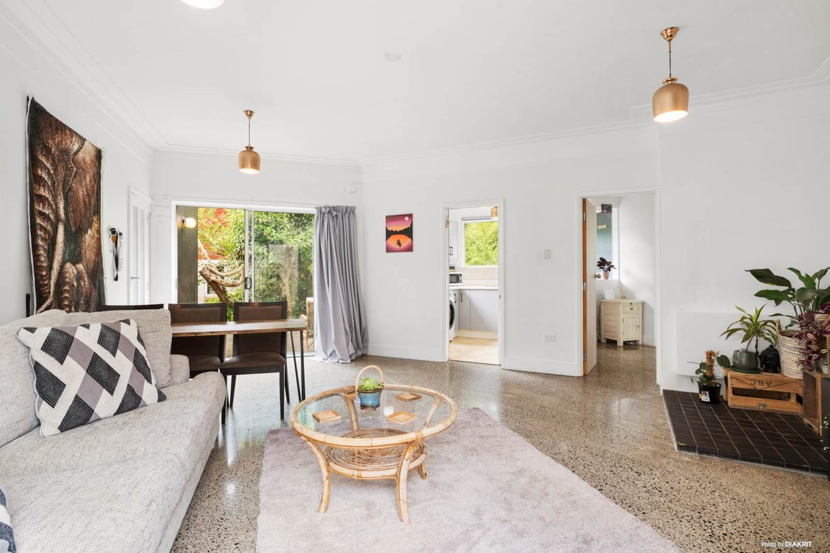 1/18 Marina Road, Torbay, Auckland - Carousel 2