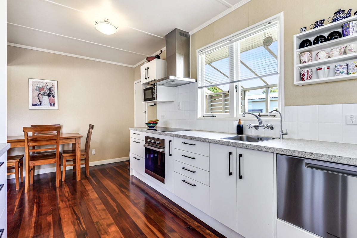 78 Rifle Range Road, Dinsdale, Hamilton - Carousel 2