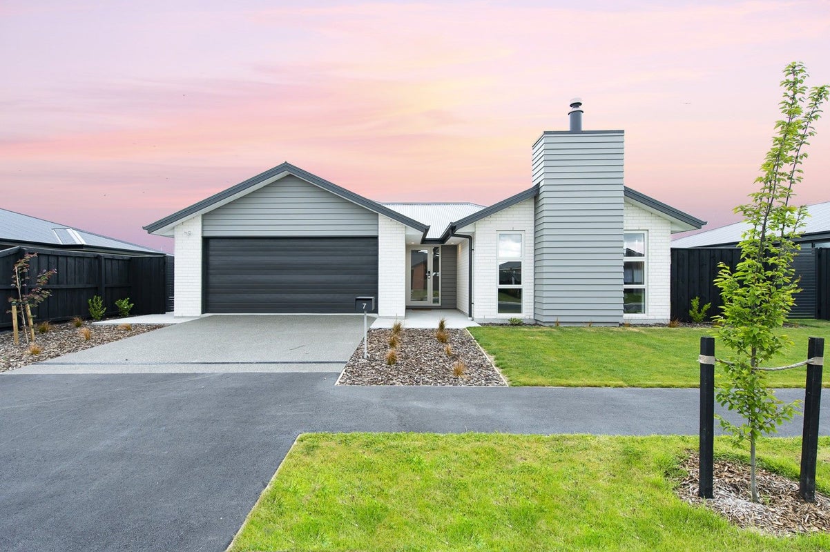 7 Pelham Place, Lincoln, Lincoln - Carousel 1