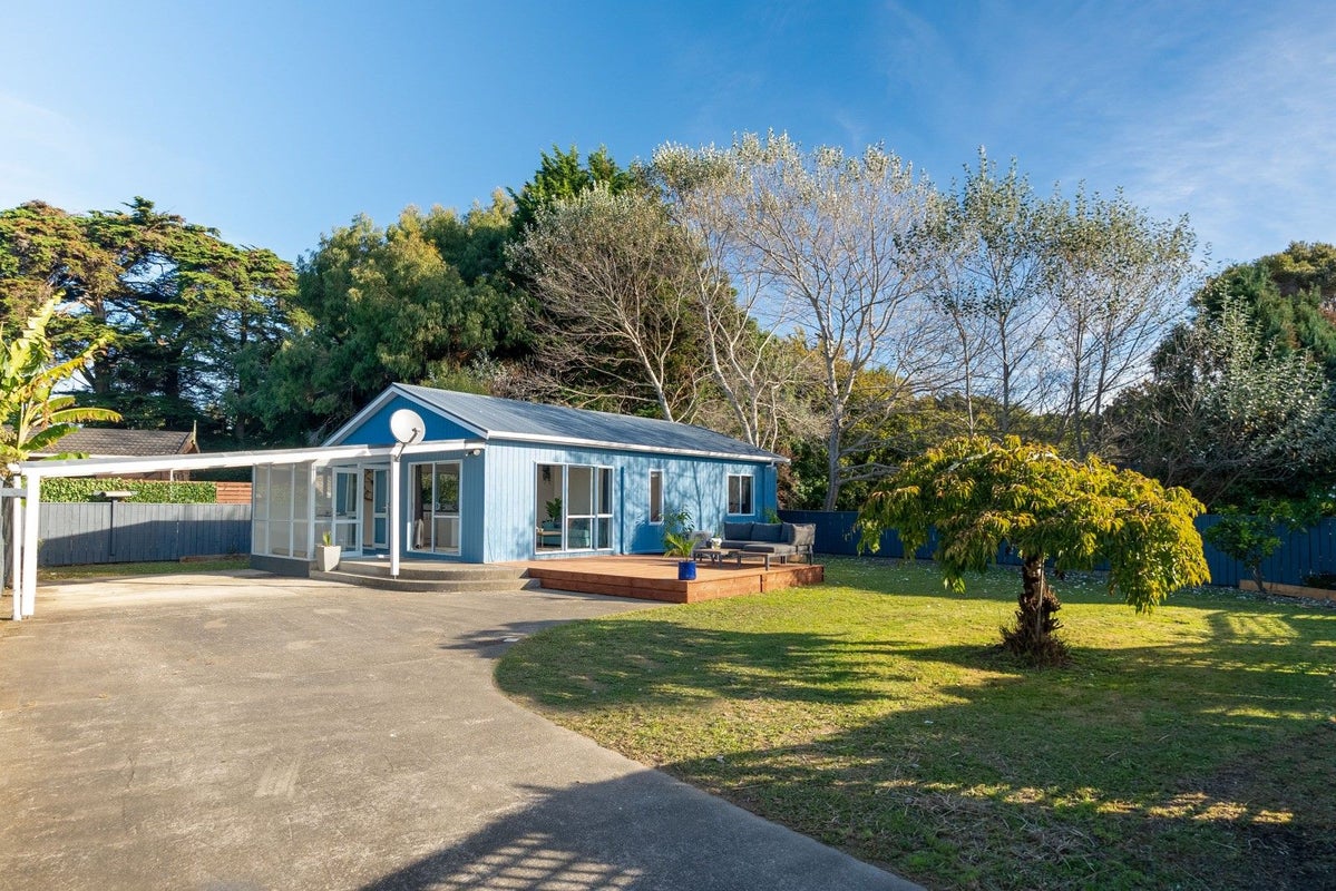 10A Bell Street, Otaki - Carousel 1