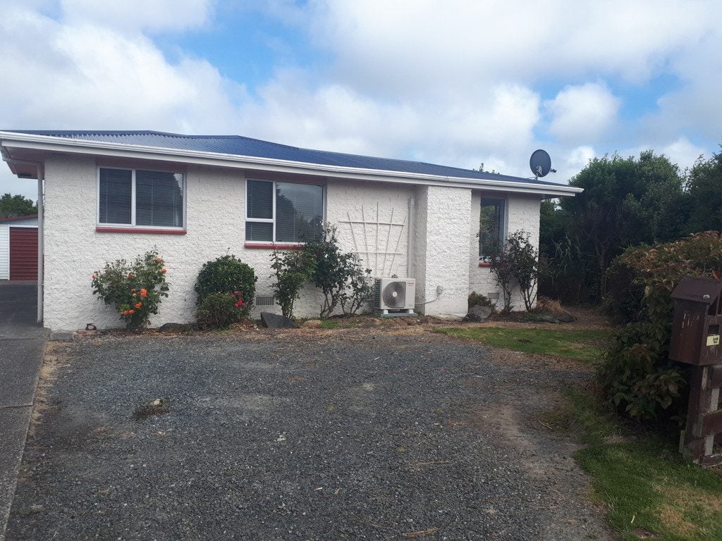 75 O'Byrne Place, Waikiwi, Invercargill - Carousel 1