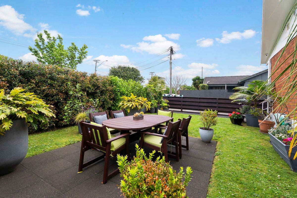 1/16 Inkerman Street, Onehunga, Auckland - Carousel 2