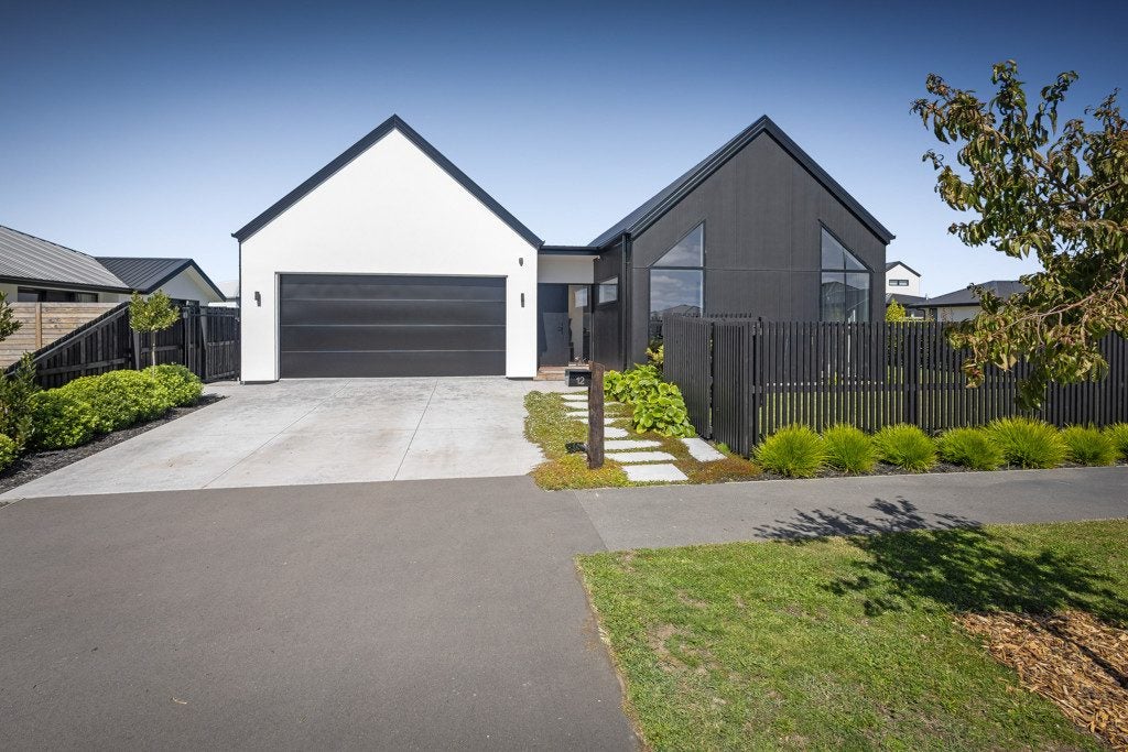 12 Timara Crescent, Marshland, Christchurch - Carousel 1