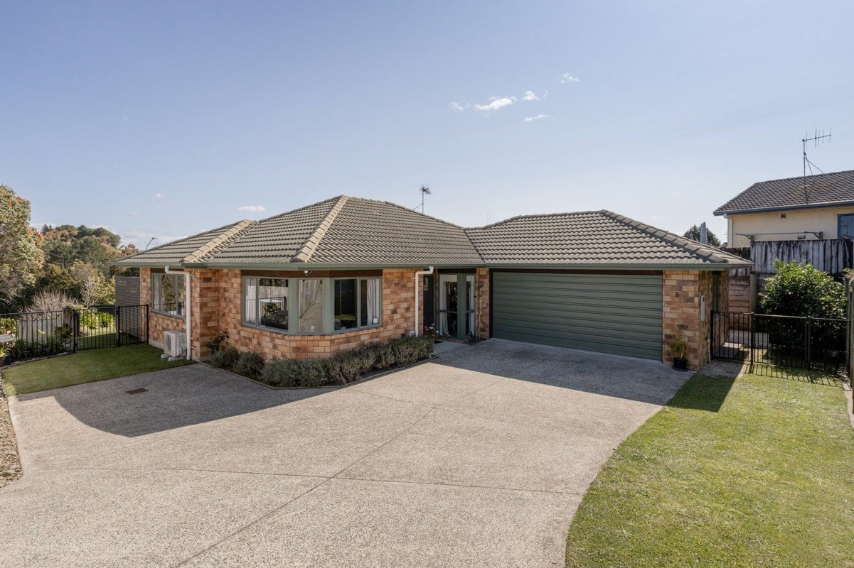 5 Maggie Place, Ohauiti, Tauranga - Carousel 1
