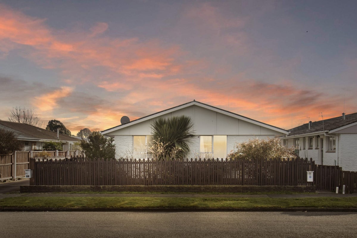 1/97 Hay Street, Bromley, Christchurch - Carousel 1